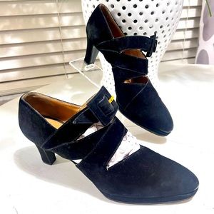 HERMES Black Suede/Leather Closed Toe Pumps 39 1/2 fits 8.5-9